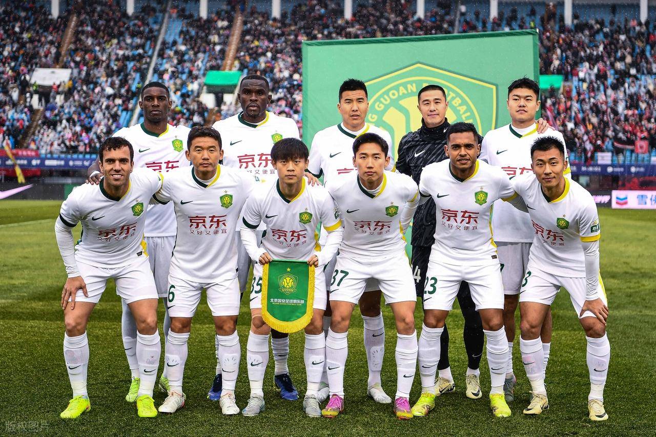 九游体育-欧冠赛程吃紧，北京国安今晚队长鼓劲，震撼外界，资深球员宣示担当(巴萨赛程欧冠赛程表)