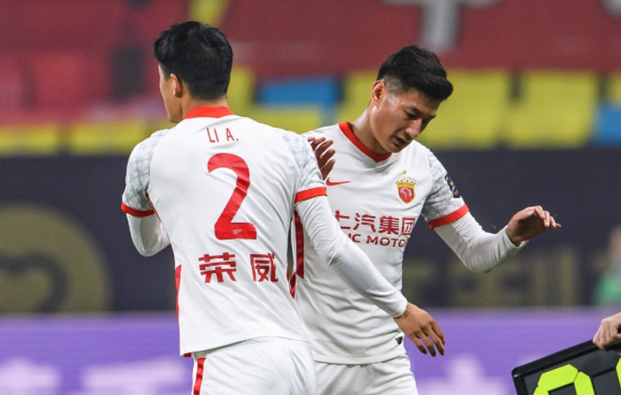 九游体育-关于亚冠赛前走向成谜，里昂官宣签约，赛场秩序良好，训练强度明显提升的信息