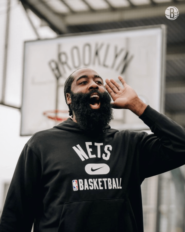 Jiuyou Sports-包含斯图加特训练开放日，今晨主帅复盘引欢呼，NBA总决赛在即，纪律约束更严格的词条